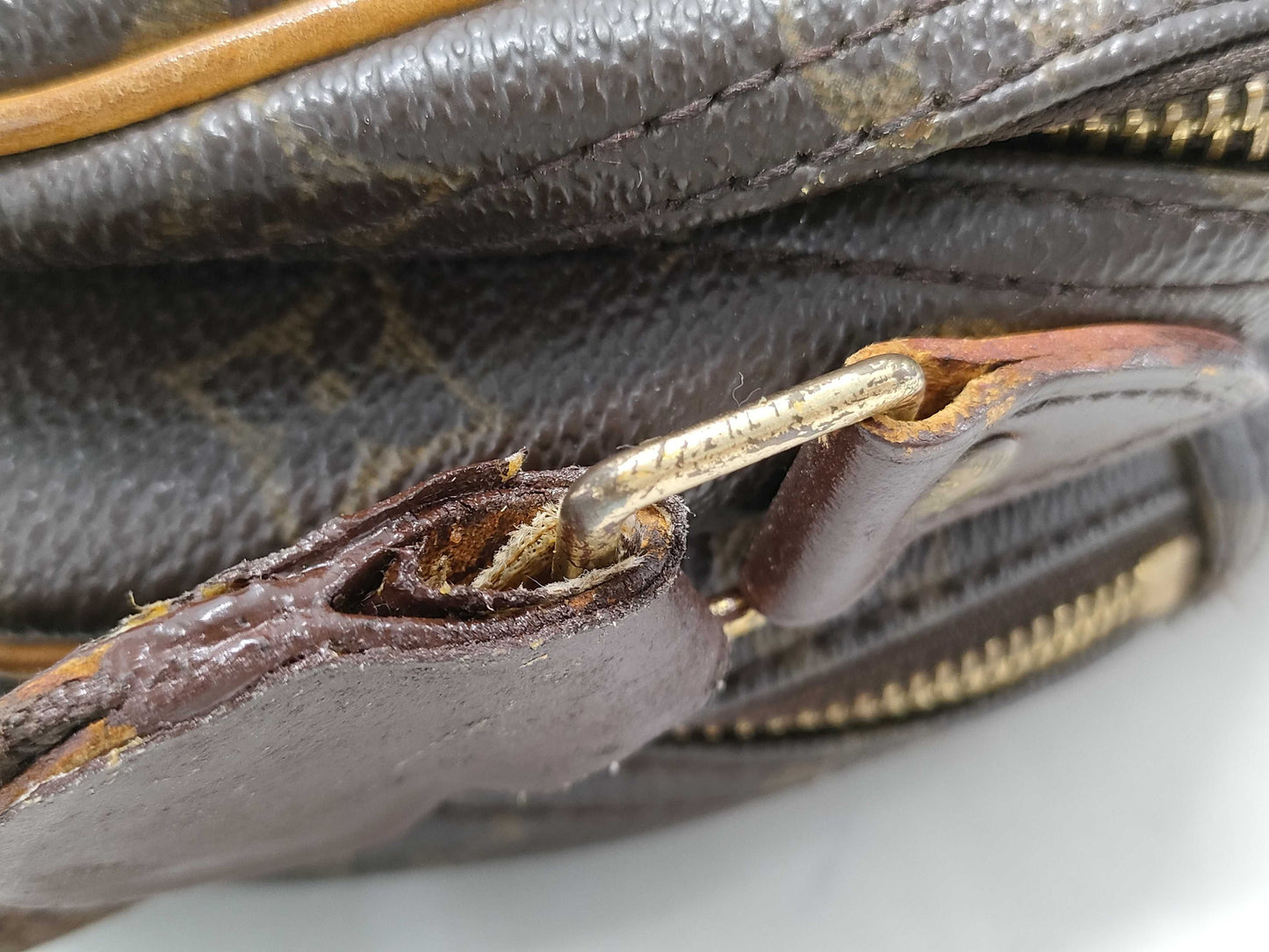 LOUIS VUITTON Monogram M45252 Reporter GM Shoulder Bag