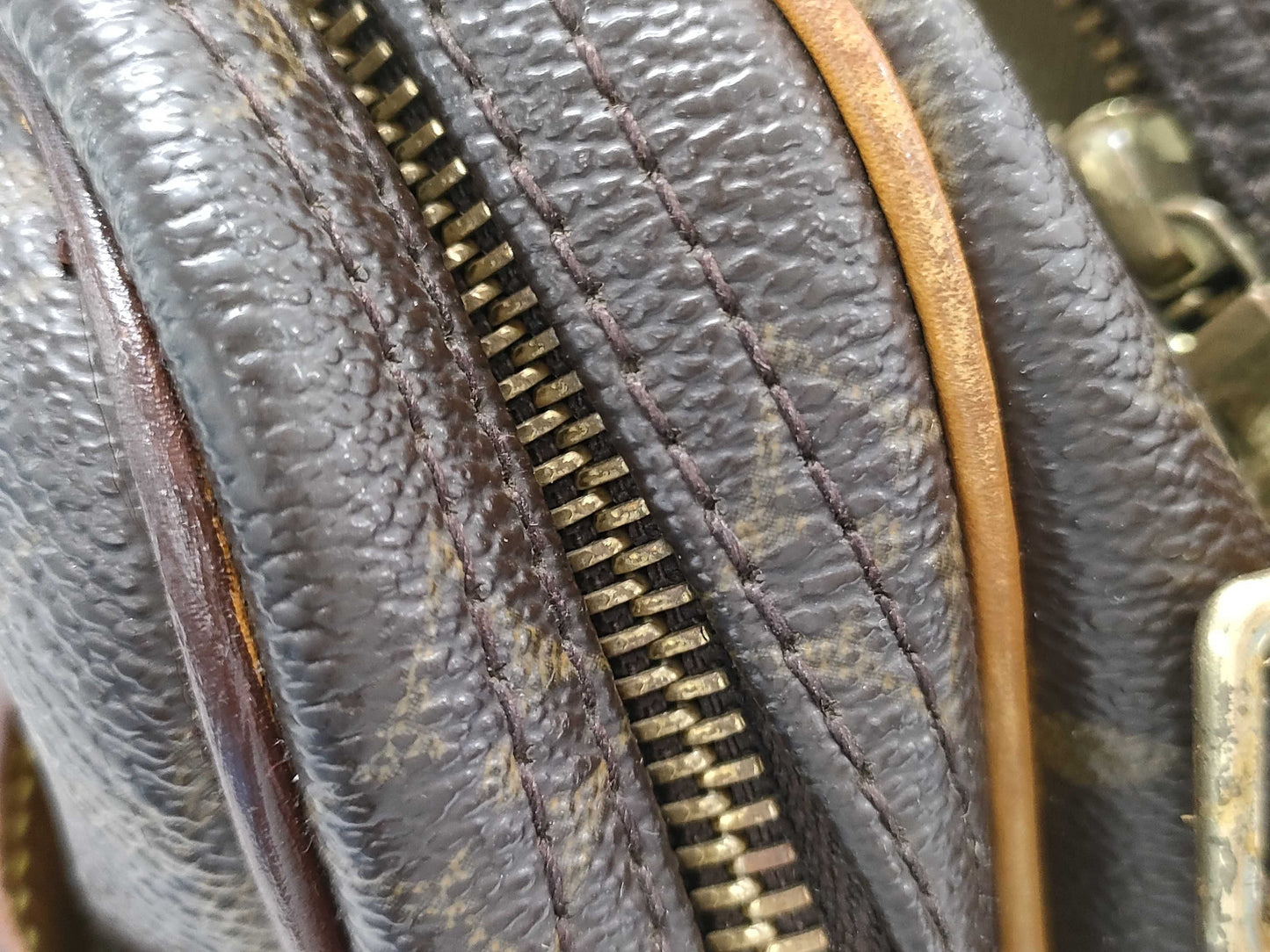 LOUIS VUITTON Monogram M45252 Reporter GM Shoulder Bag