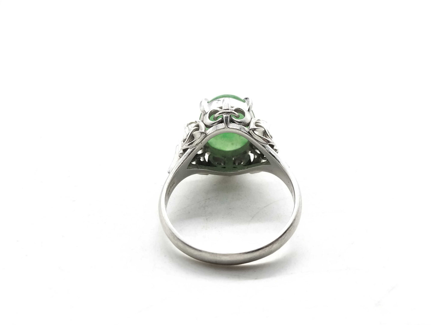 Jadeite 2.96ct D 0.09ct Pt900 6.8g Ring