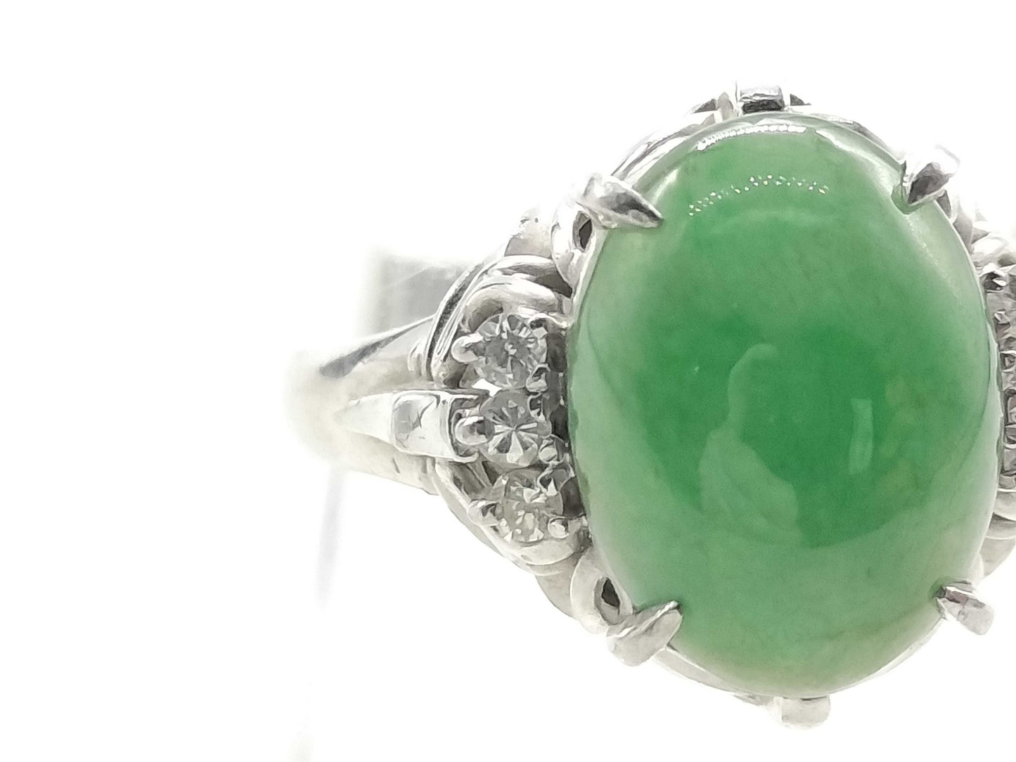 Jadeite 2.96ct D 0.09ct Pt900 6.8g Ring