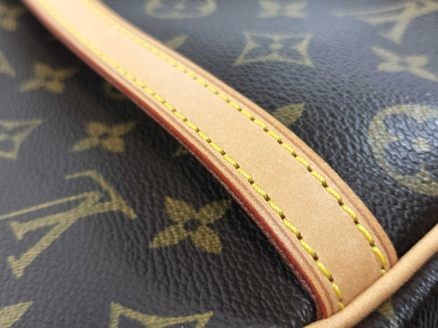 LOUIS VUITTON M51274 Monogram Trocadero 27 Shoulder Bag