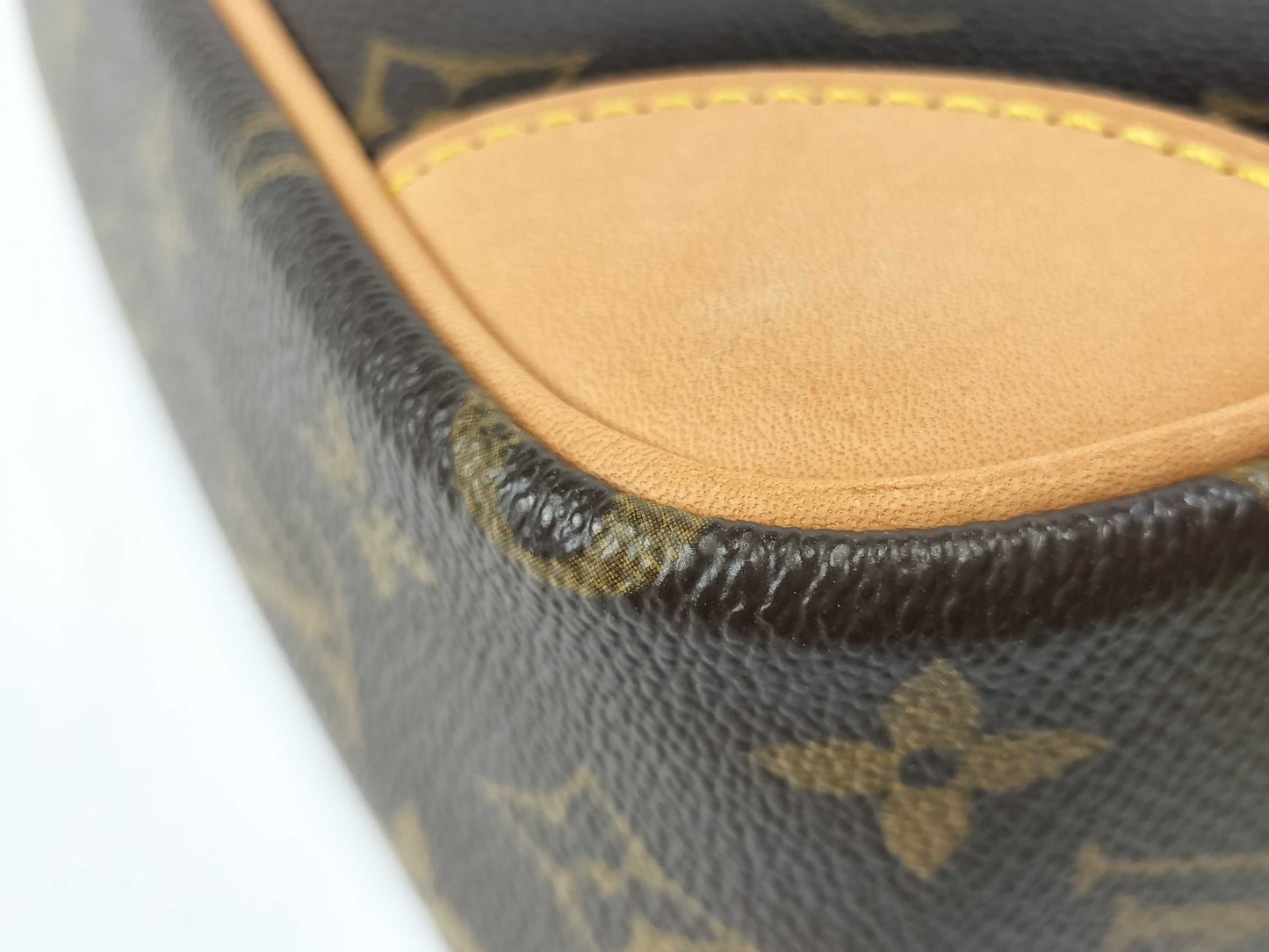 LOUIS VUITTON M51274 Monogram Trocadero 27 Shoulder Bag
