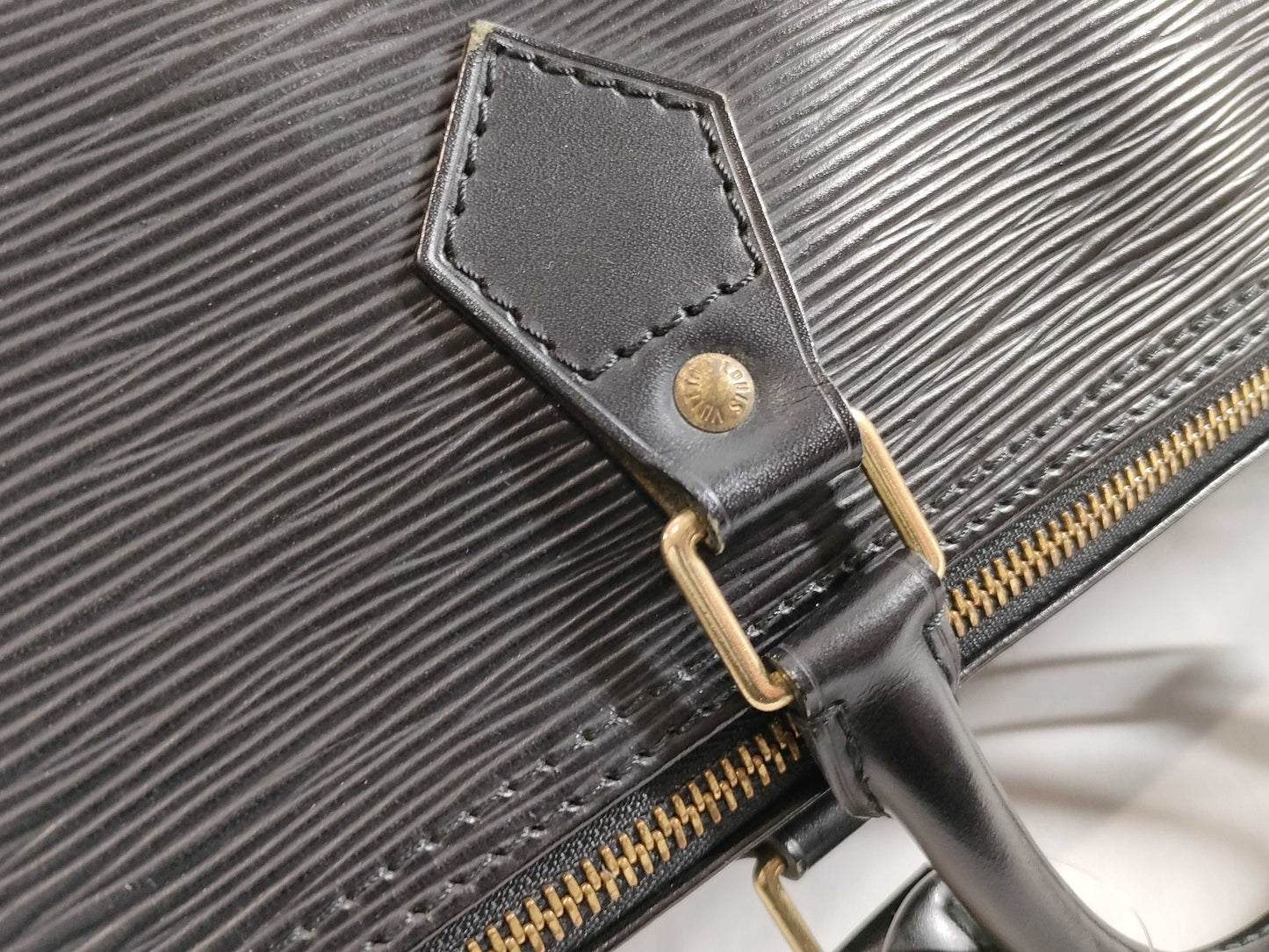 LOUIS VUITTON M42992 Epi Speedy 35 Boston Bag