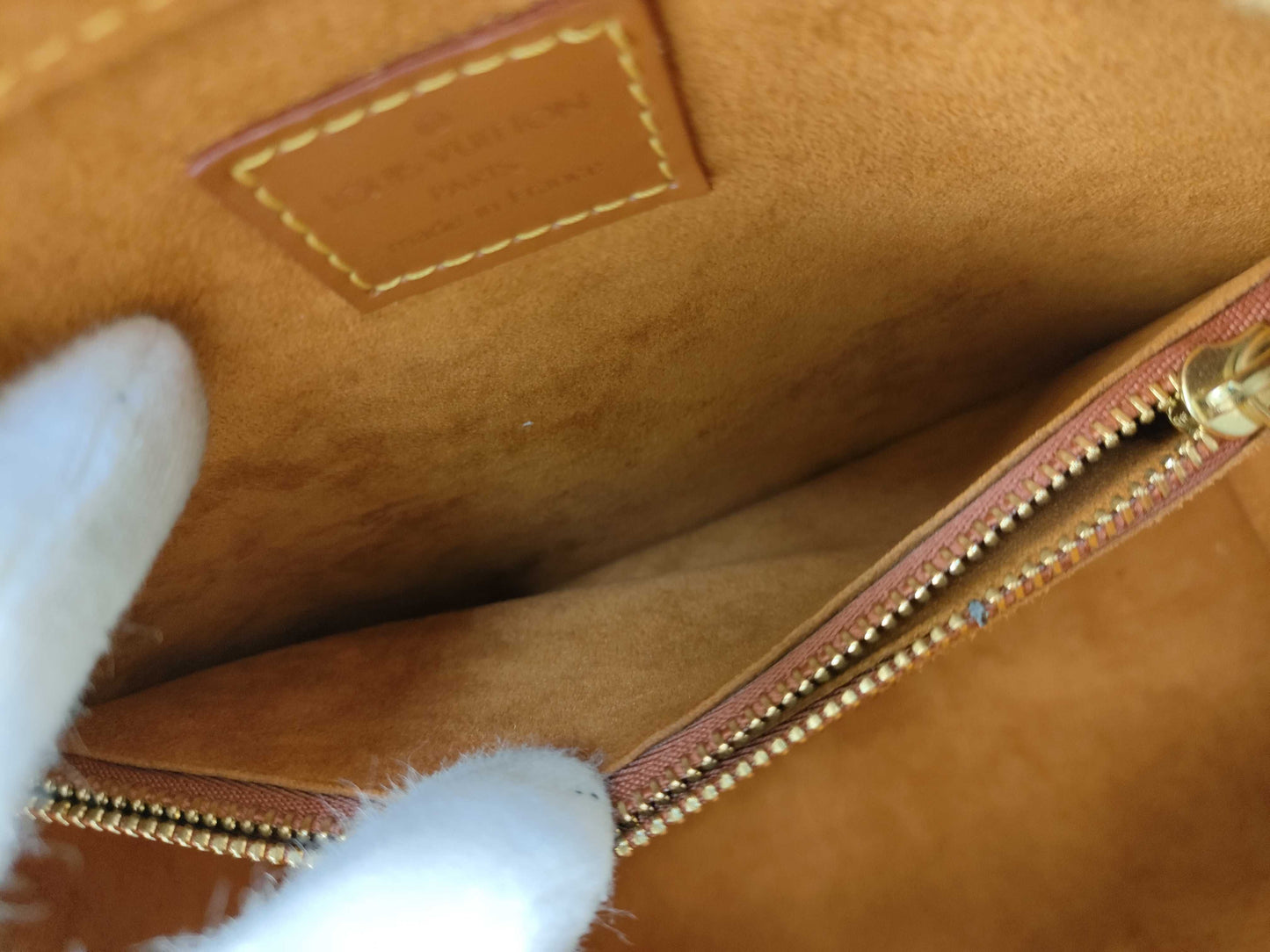 LOUIS VUITTON M52058 Epi Pont Neuf PM Handbag