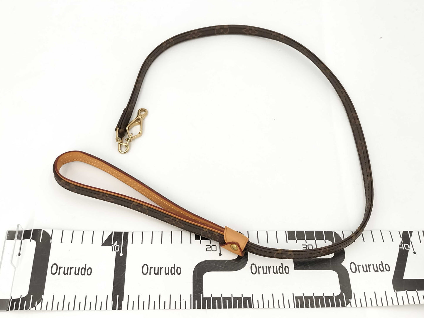 LOUIS VUITTON Monogram Pet Lead with Strap