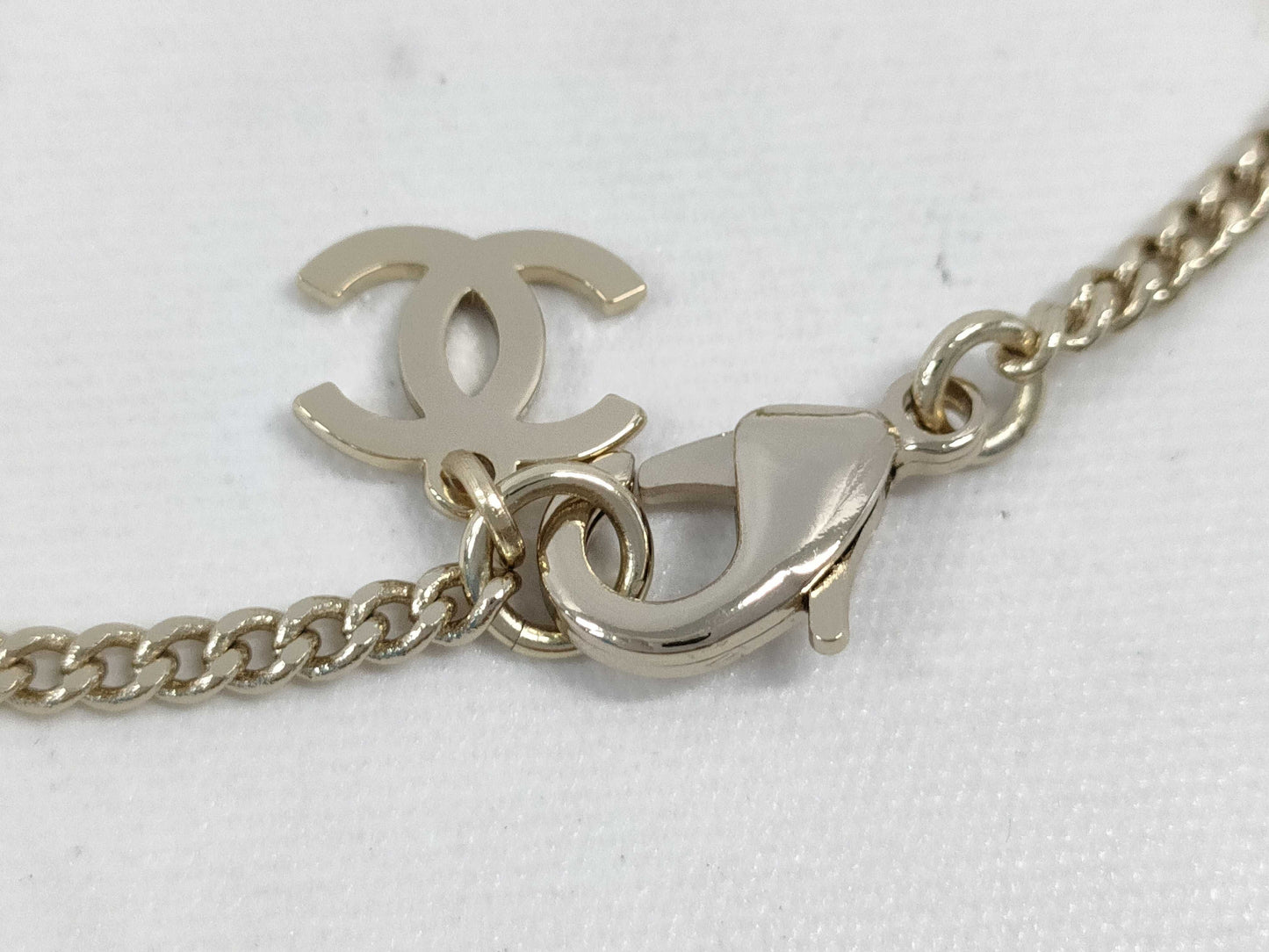CHANEL L23B Rhinestone x Faux Pearl Necklace Necklace