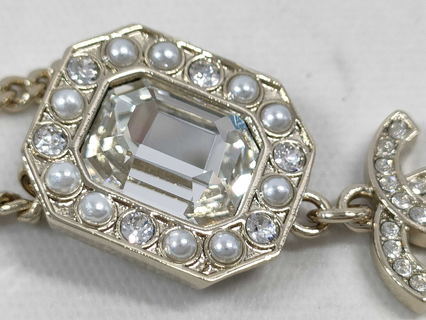 CHANEL L23B Rhinestone x Faux Pearl Necklace Necklace