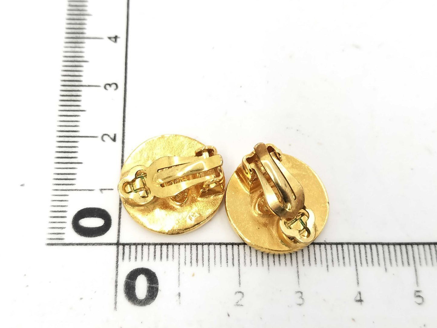 CHANEL 99A Round Logo Earrings