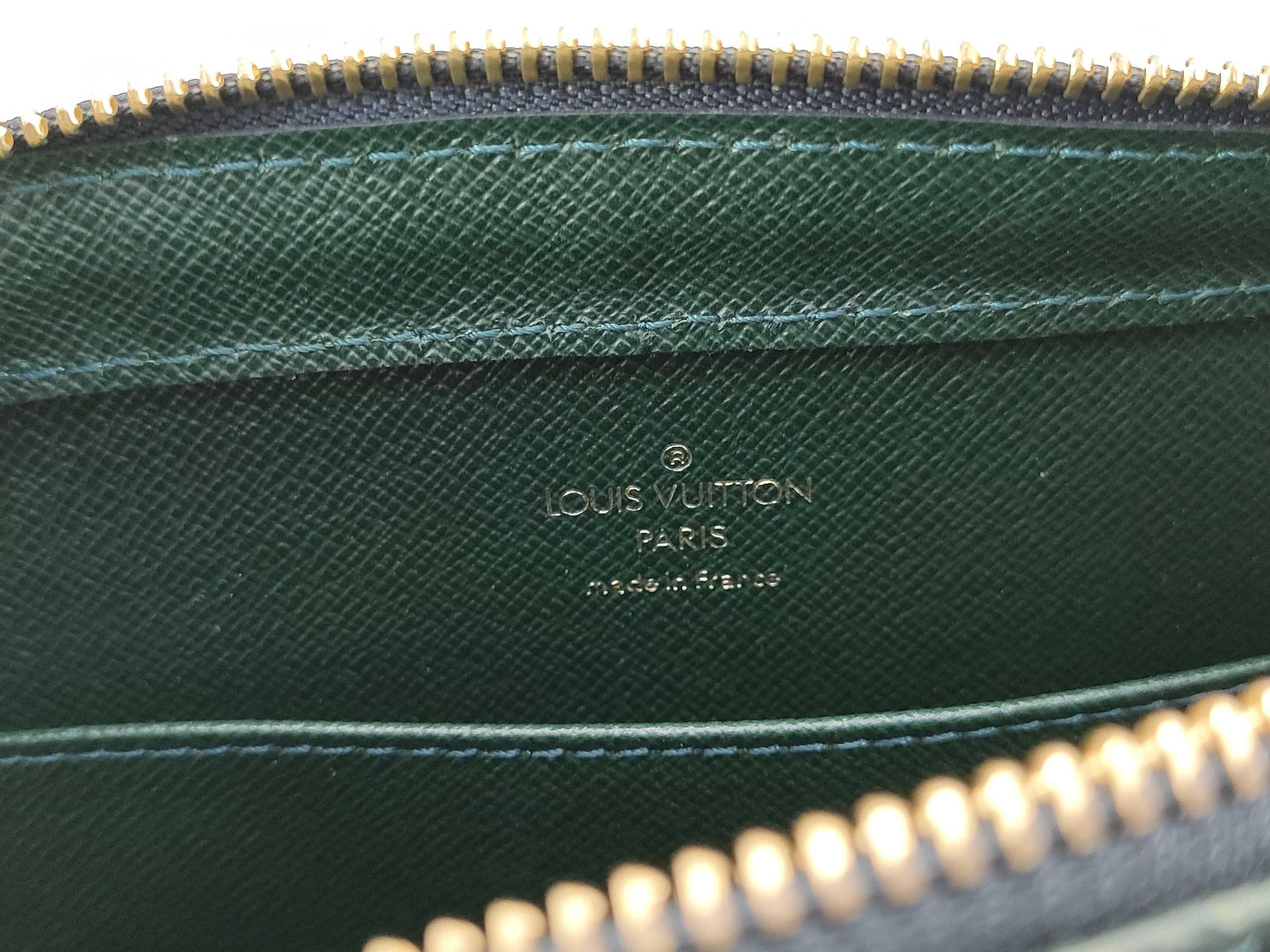 LOUIS VUITTON M30184 Taiga M30182 Baikal Second Bag