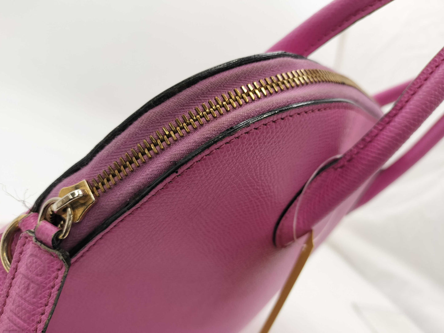 CELINE Handbag Leather Pink Handbag