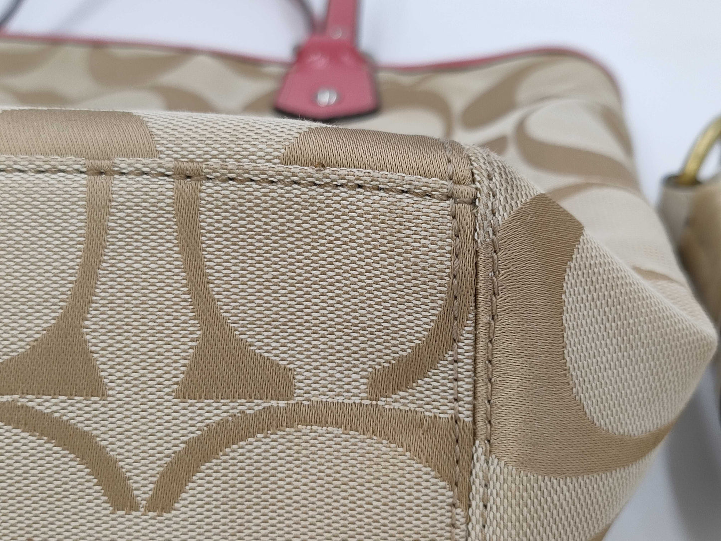 COACH Signature 2-Piece Handbag