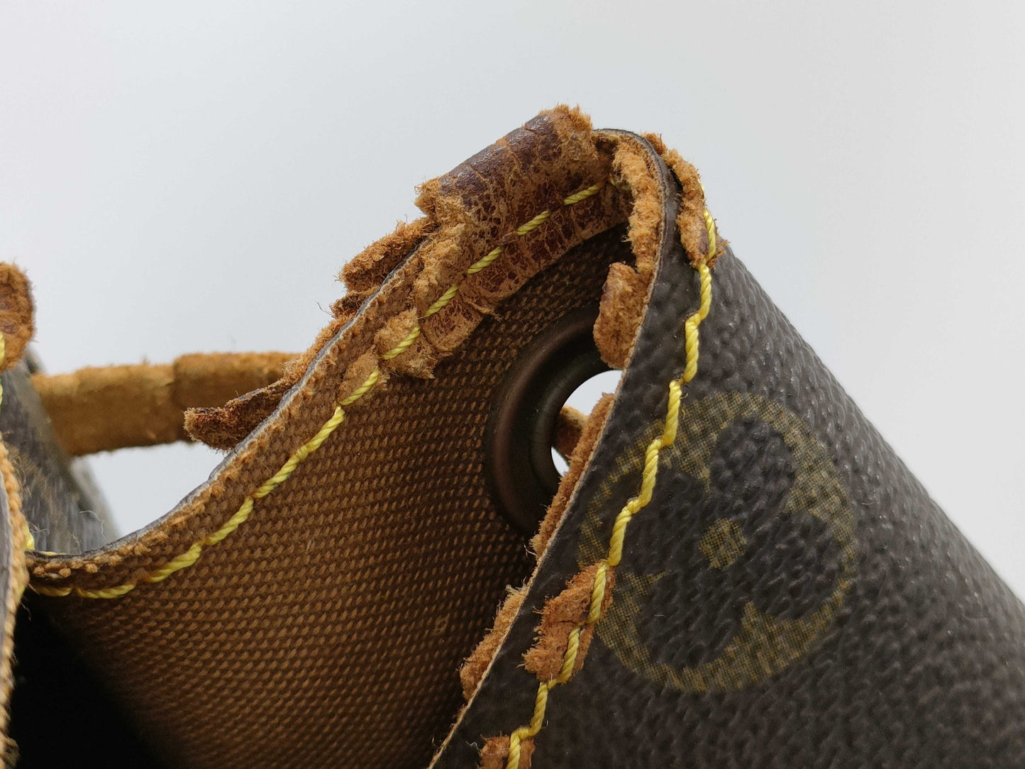 LOUIS VUITTON Monogram M42224 Noe Shoulder Bag
