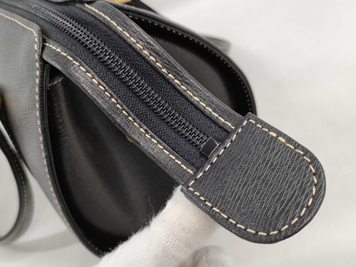 BURBERRY Cylindrical Leather Bag Handbag
