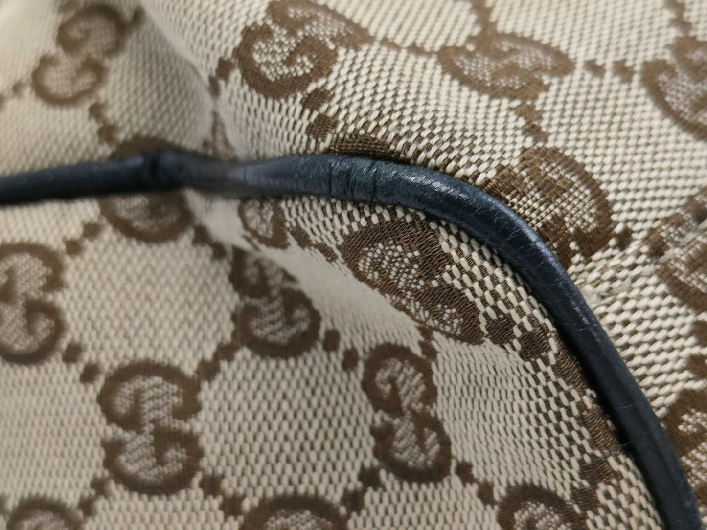 GUCCI GG Canvas 211944 200047 Handbag