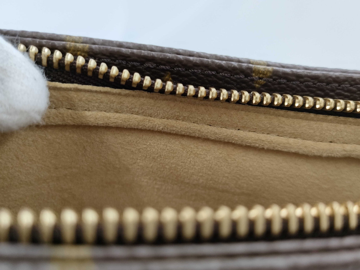 LOUIS VUITTON Monogram Looping Shoulder Bag