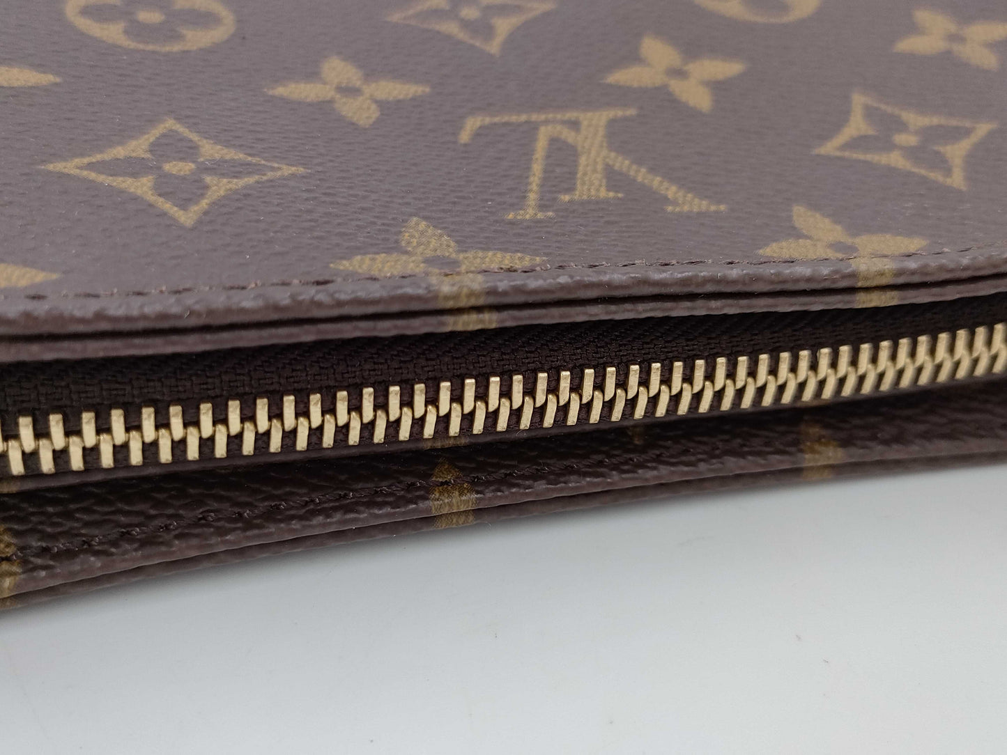 LOUIS VUITTON Monogram Looping Shoulder Bag