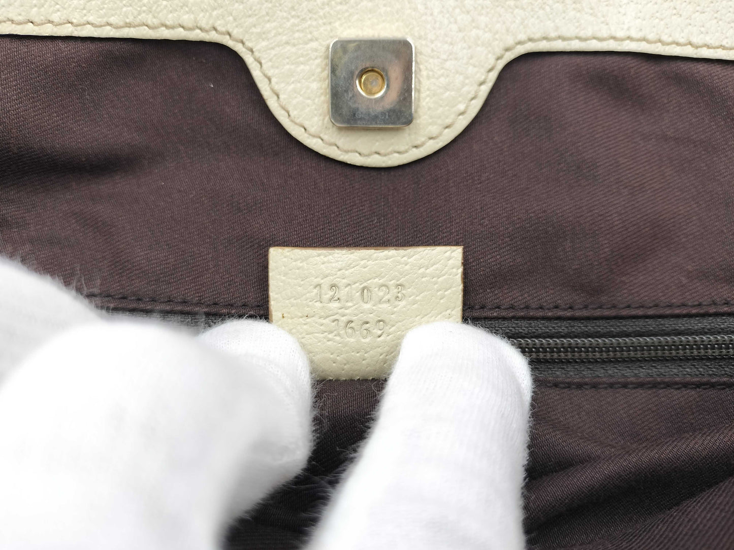 GUCCI GG Canvas 121023 1644 Handbag