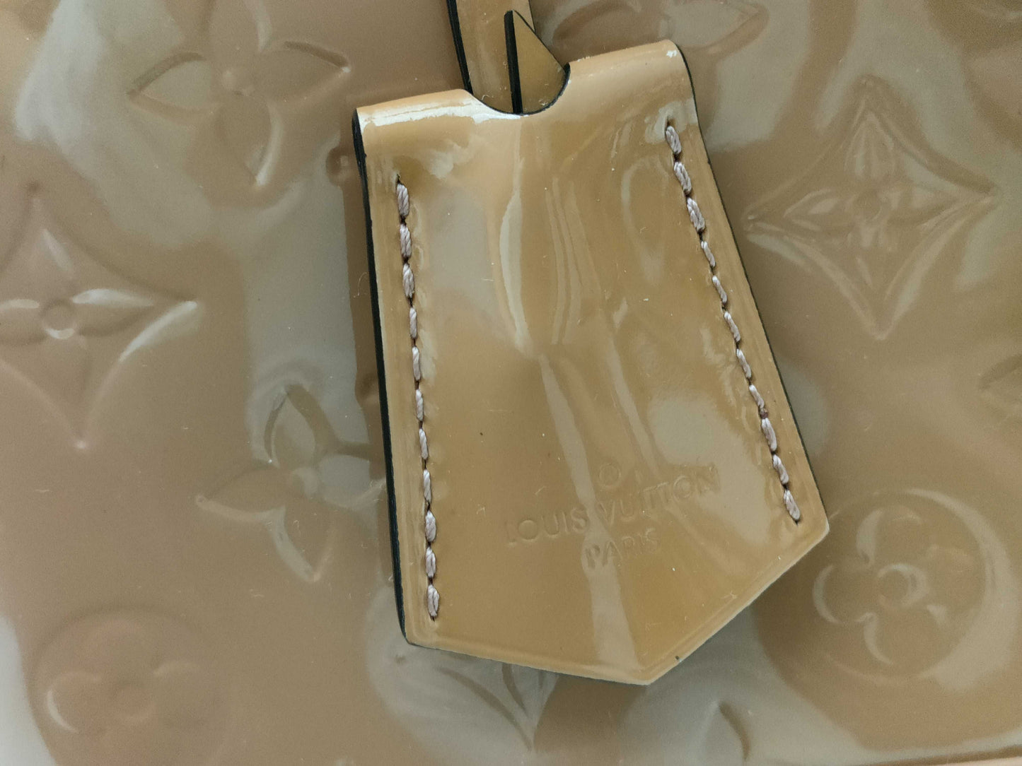 LOUIS VUITTON M91583 Vernis Alma PM Handbag