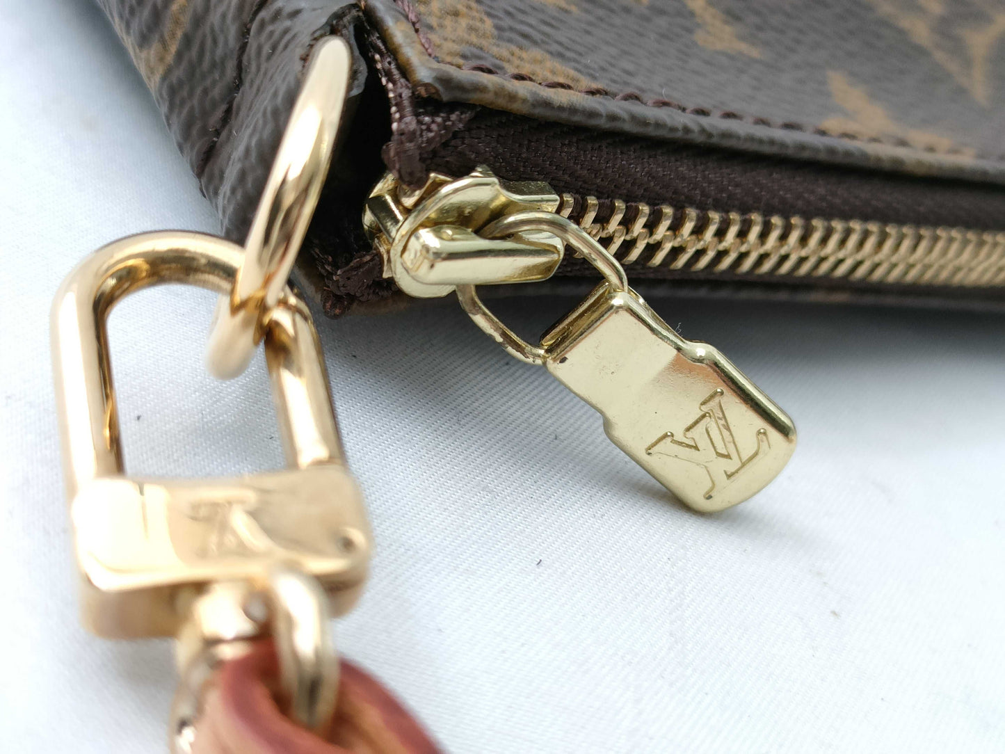 LOUIS VUITTON M40712 Monogram M40712 Pochette Accessoires Handbag