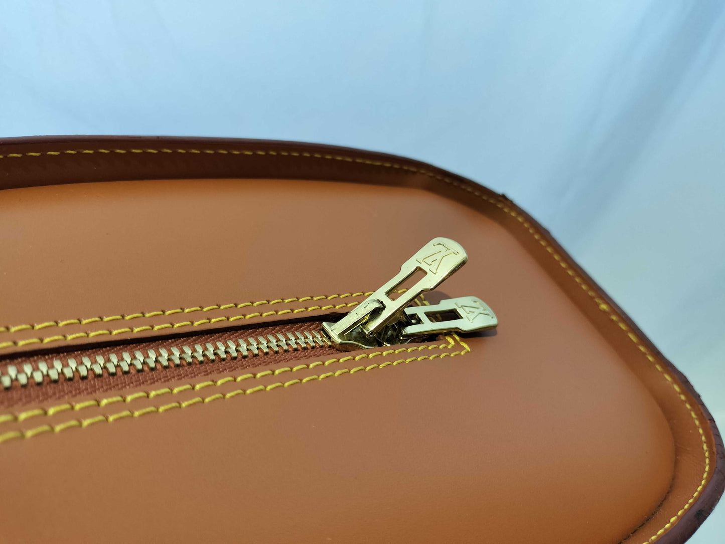 LOUIS VUITTON RFID Unverifiable AR0997 Epi Sorbonne Handbag M54518