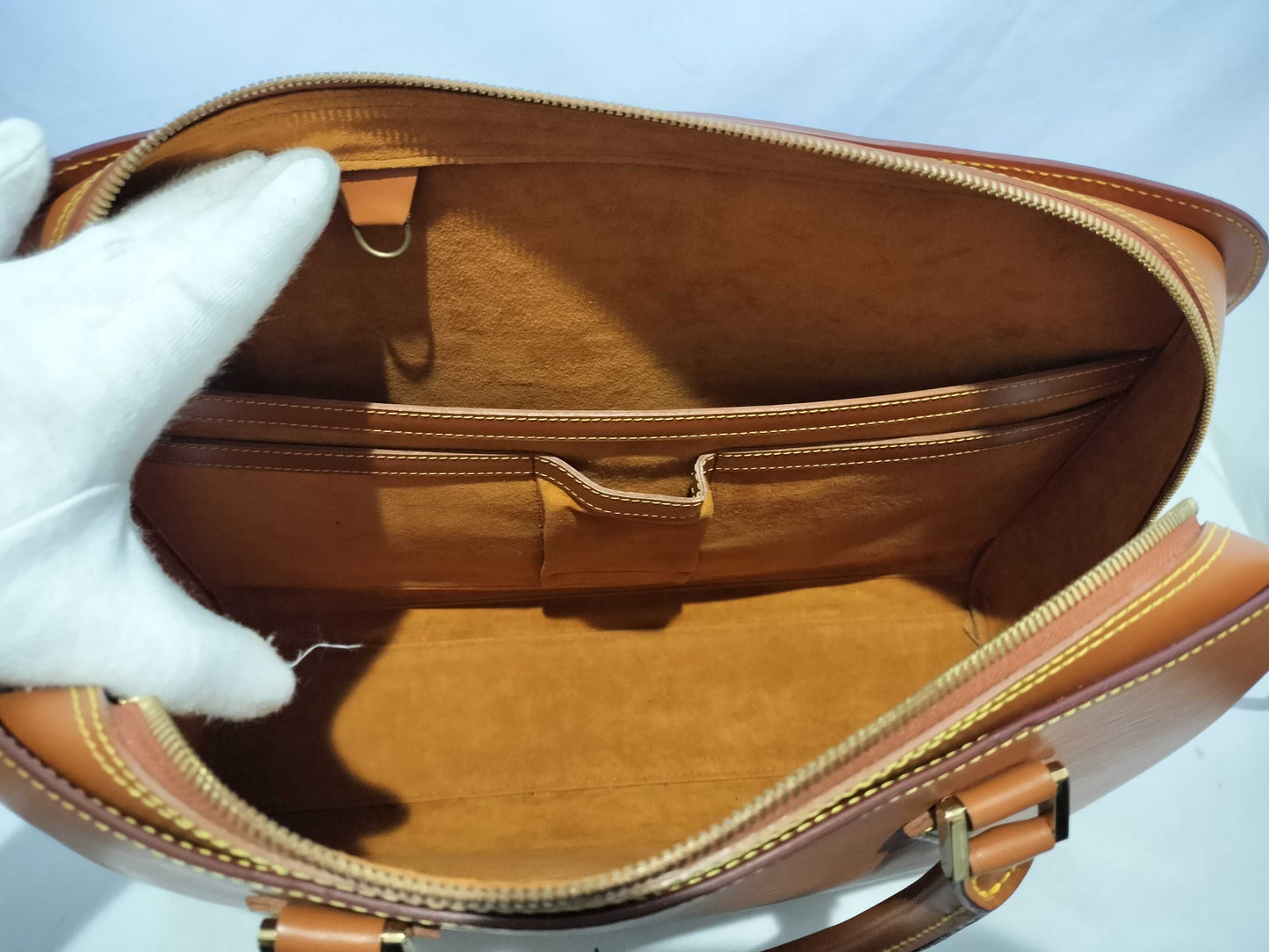LOUIS VUITTON RFID Unverifiable AR0997 Epi Sorbonne Handbag M54518