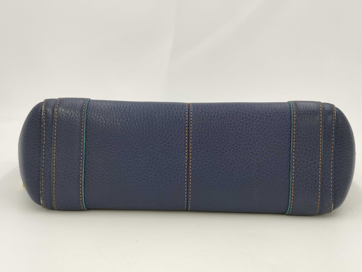 LOEWE Leather Buckle Tote/Scuff/Color Consideration Handbag