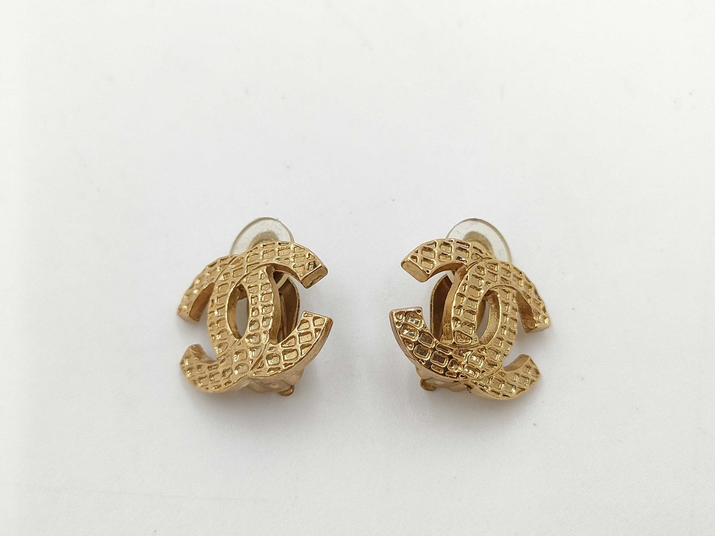 CHANEL 00 A Coco Mark Earrings
