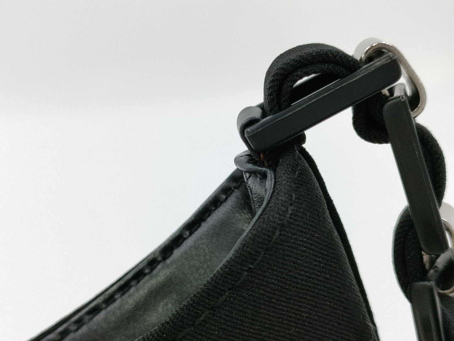 Salvatore Ferragamo Gancini One-Shoulder Bag Shoulder Bag