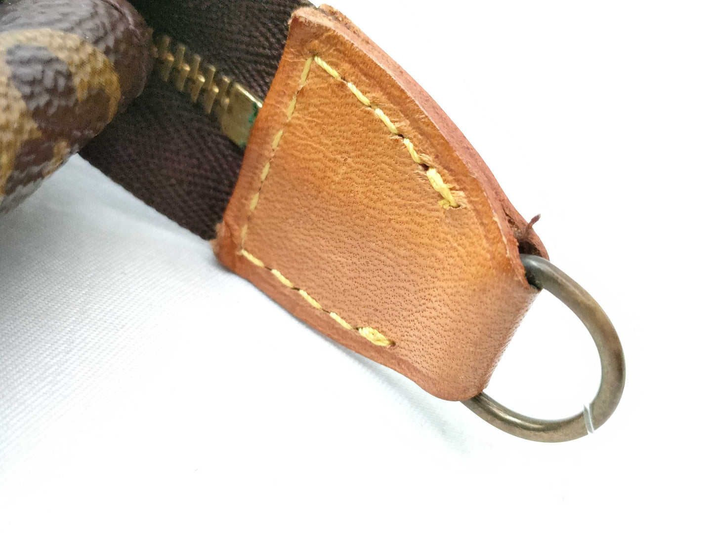 LOUIS VUITTON M40712 Monogram Pochette Accessoires Handbag