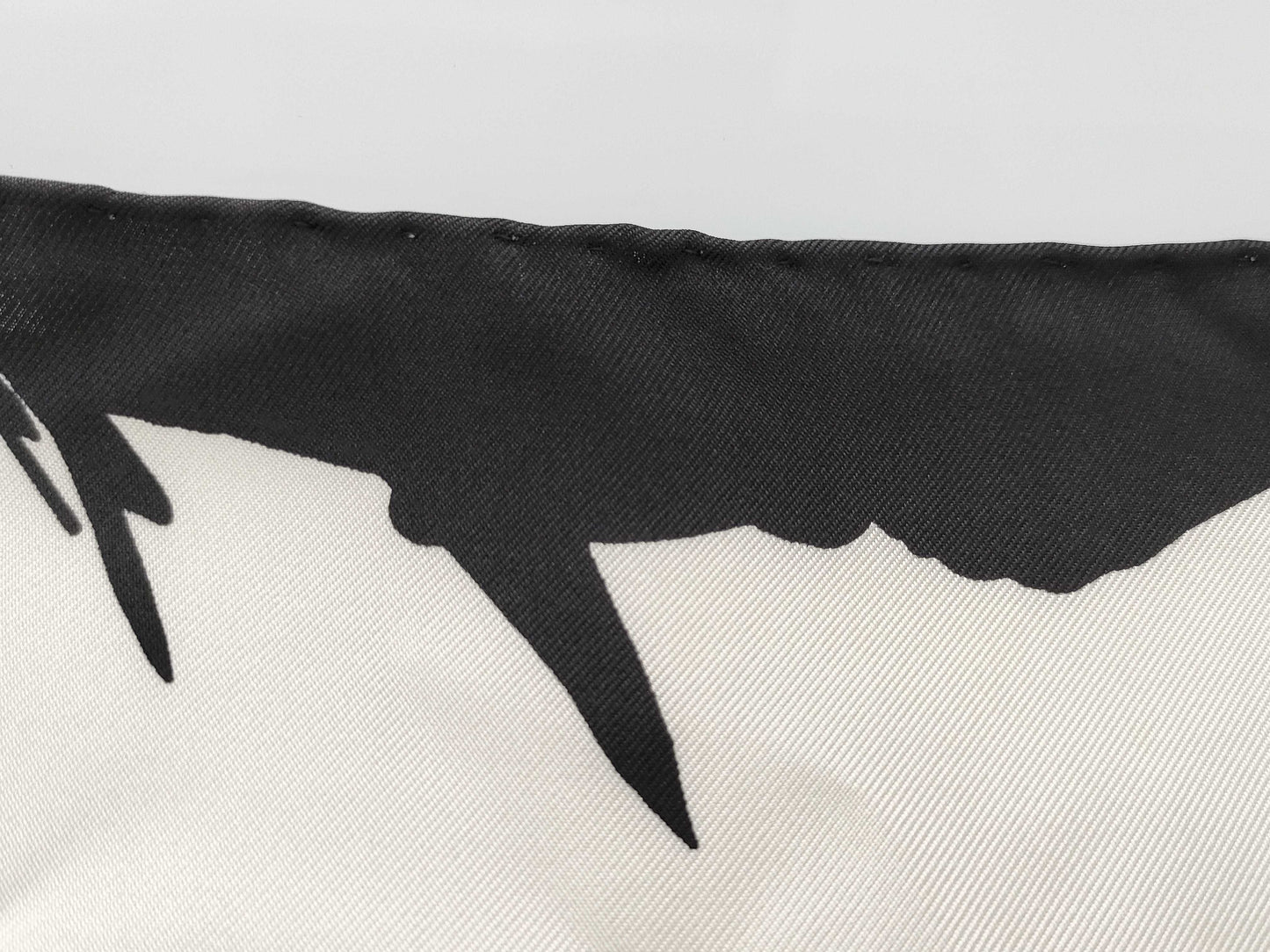 CHANEL Coco Clover Scarf