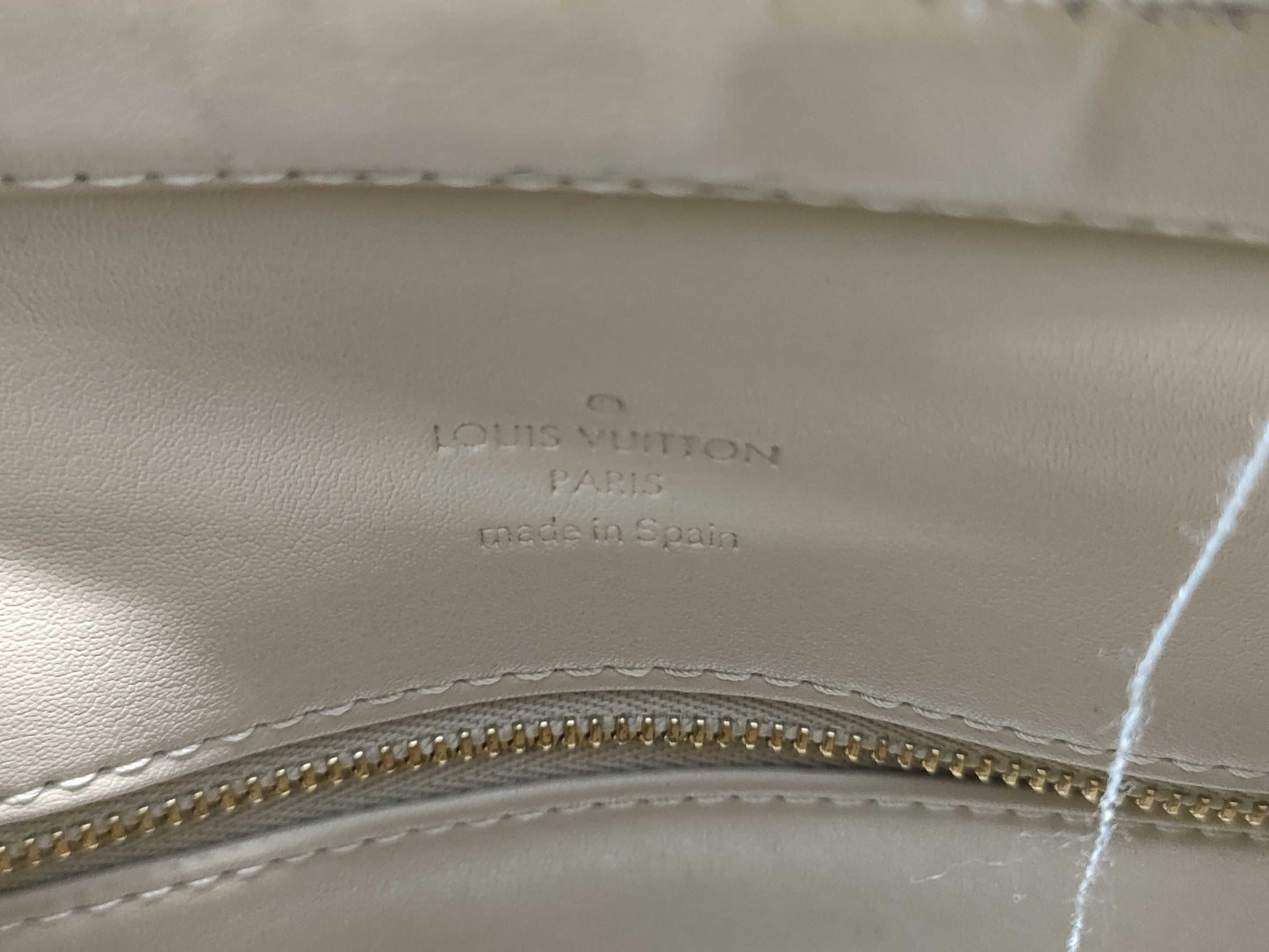LOUIS VUITTON Vernis Houston Handbag