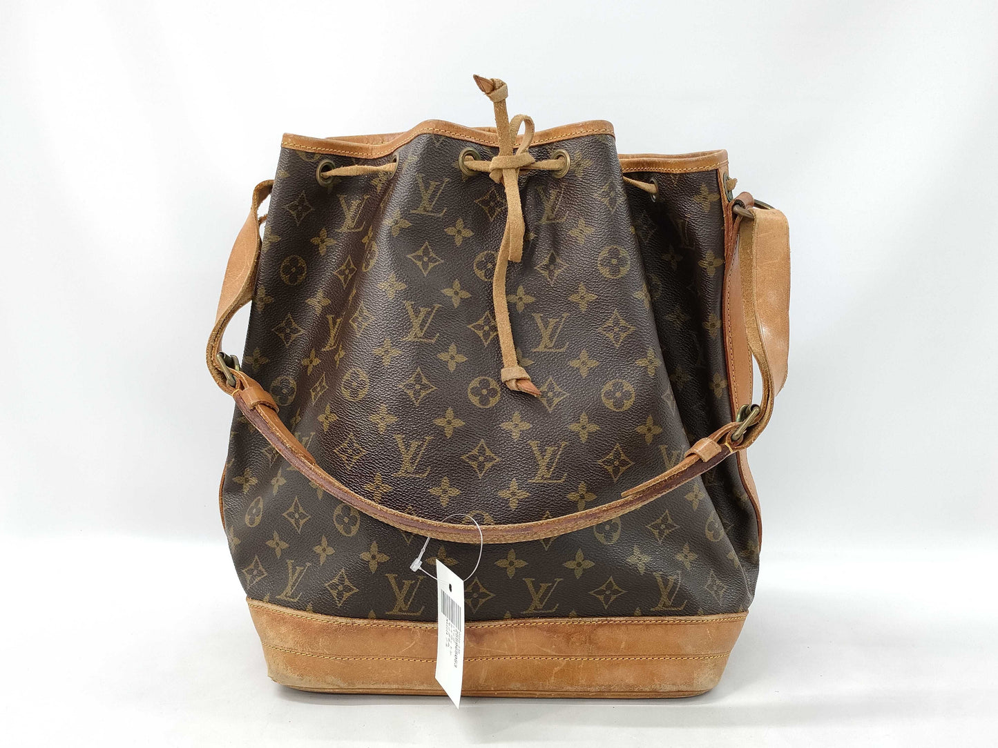 LOUIS VUITTON Monogram M42224 Noe Tote Bag