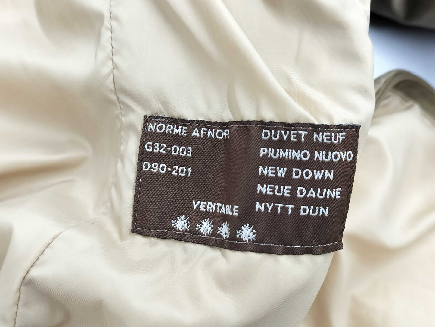 MONCLER Down/Brown Tag Jacket