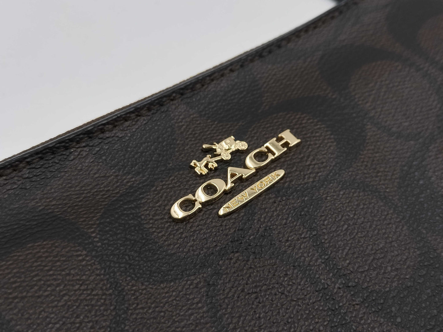 COACH Signature F35940 Shoulder Bag