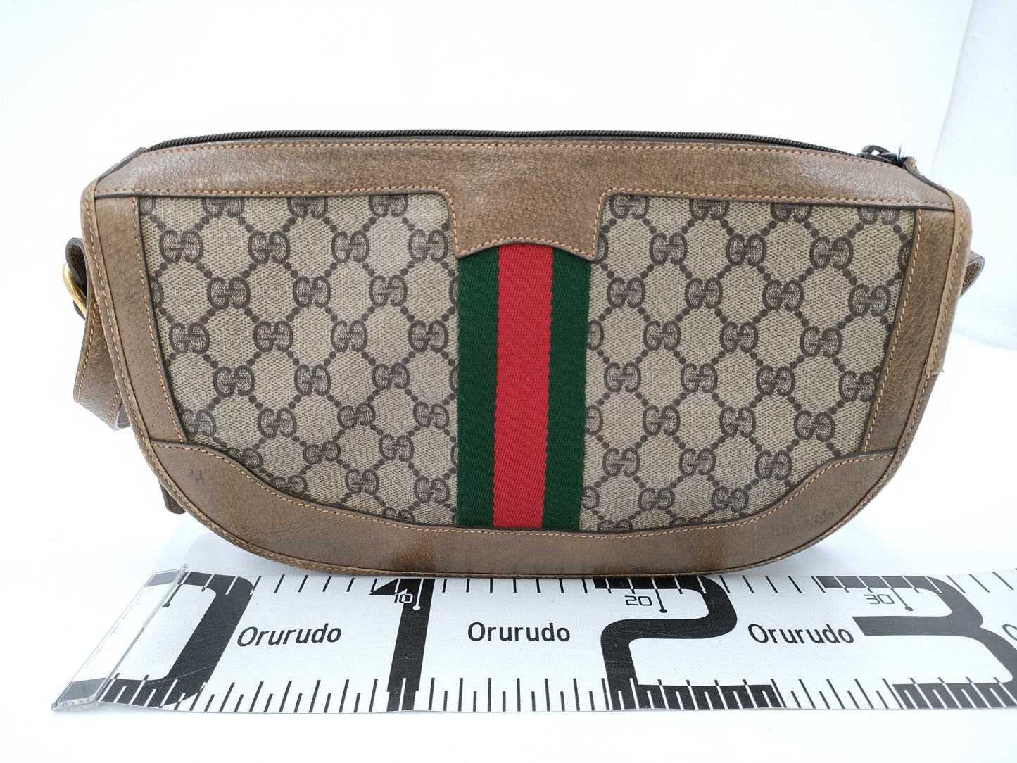 GUCCI GG Supreme Sherry Line Vintage Horizontal Shoulder Bag