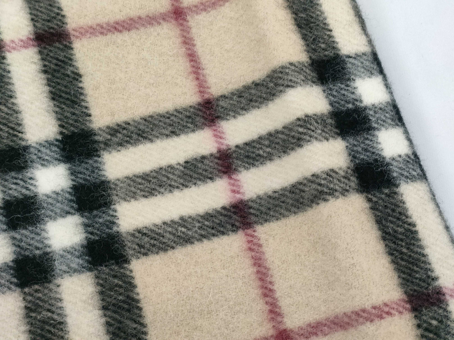 BURBERRY gift scarf