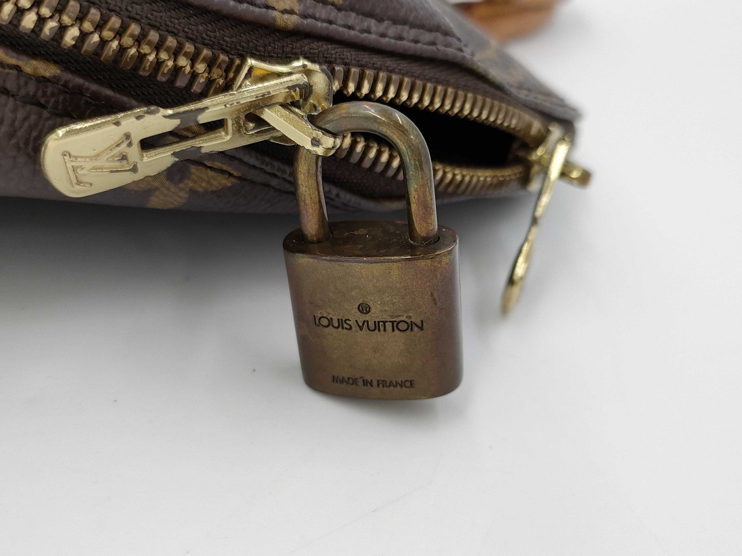 LOUIS VUITTON Monogram Alma M51130 Handbag with Cadena