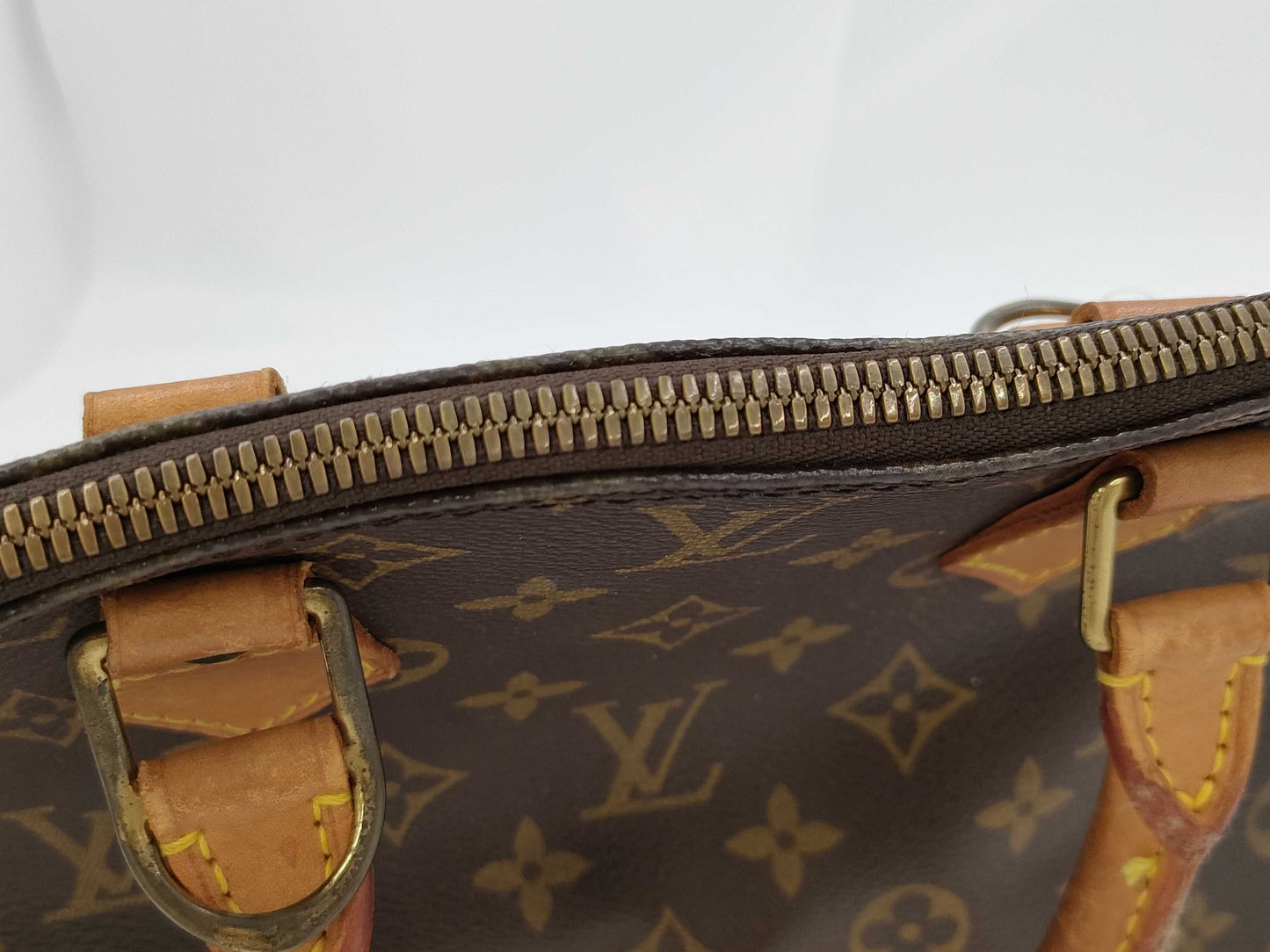 LOUIS VUITTON Monogram Alma M51130 Handbag with Cadena