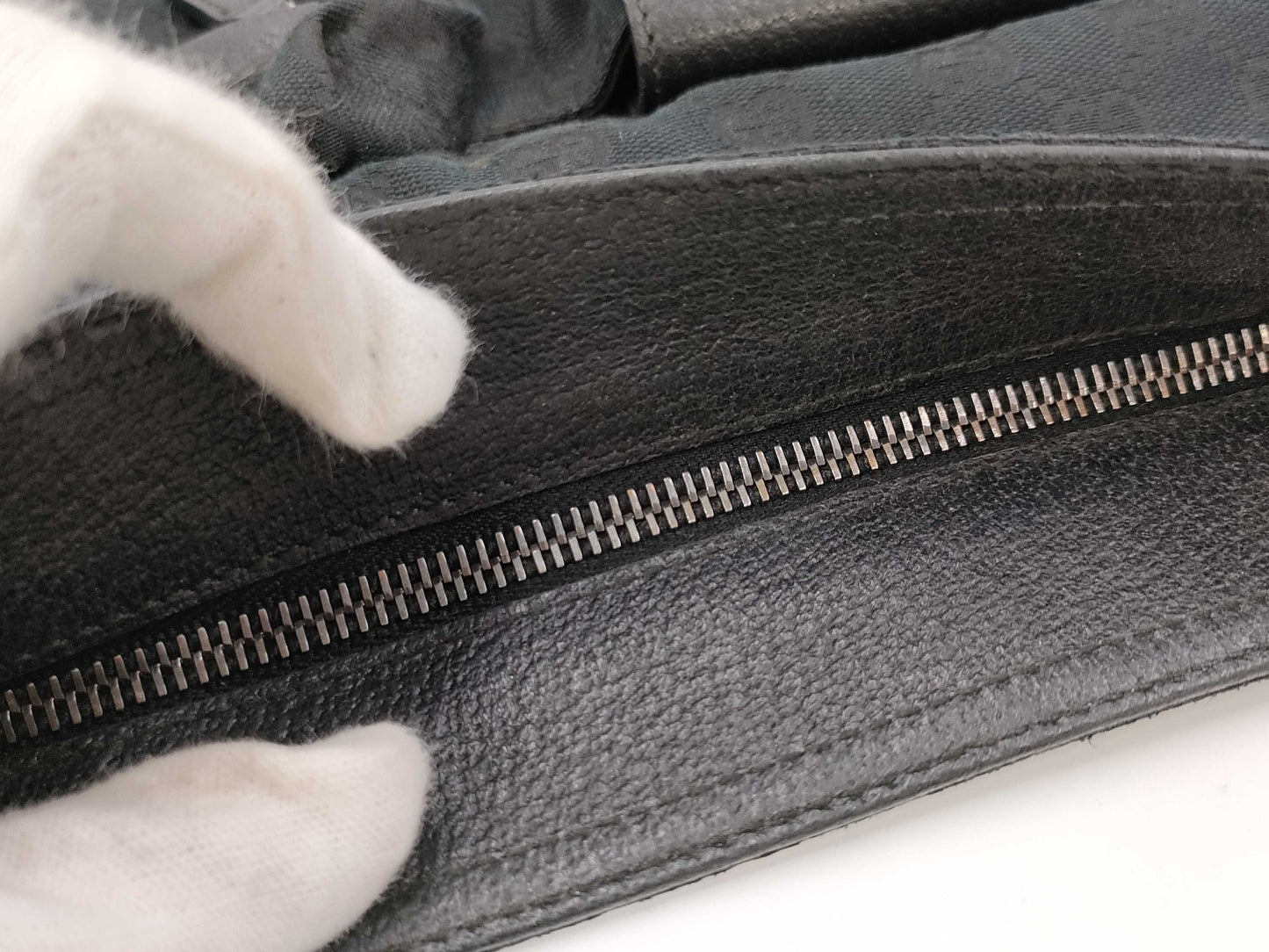 GUCCI GG Canvas 169937 Shoulder Bag