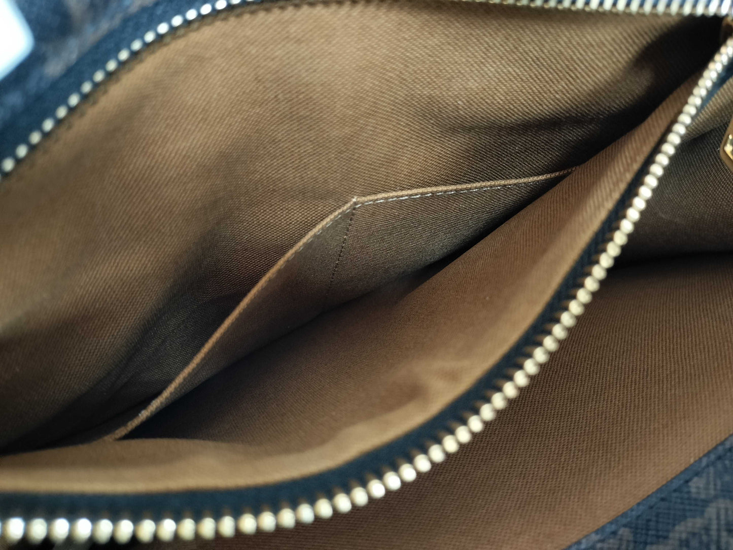 CELINE Vertical Cabas Tote Bag