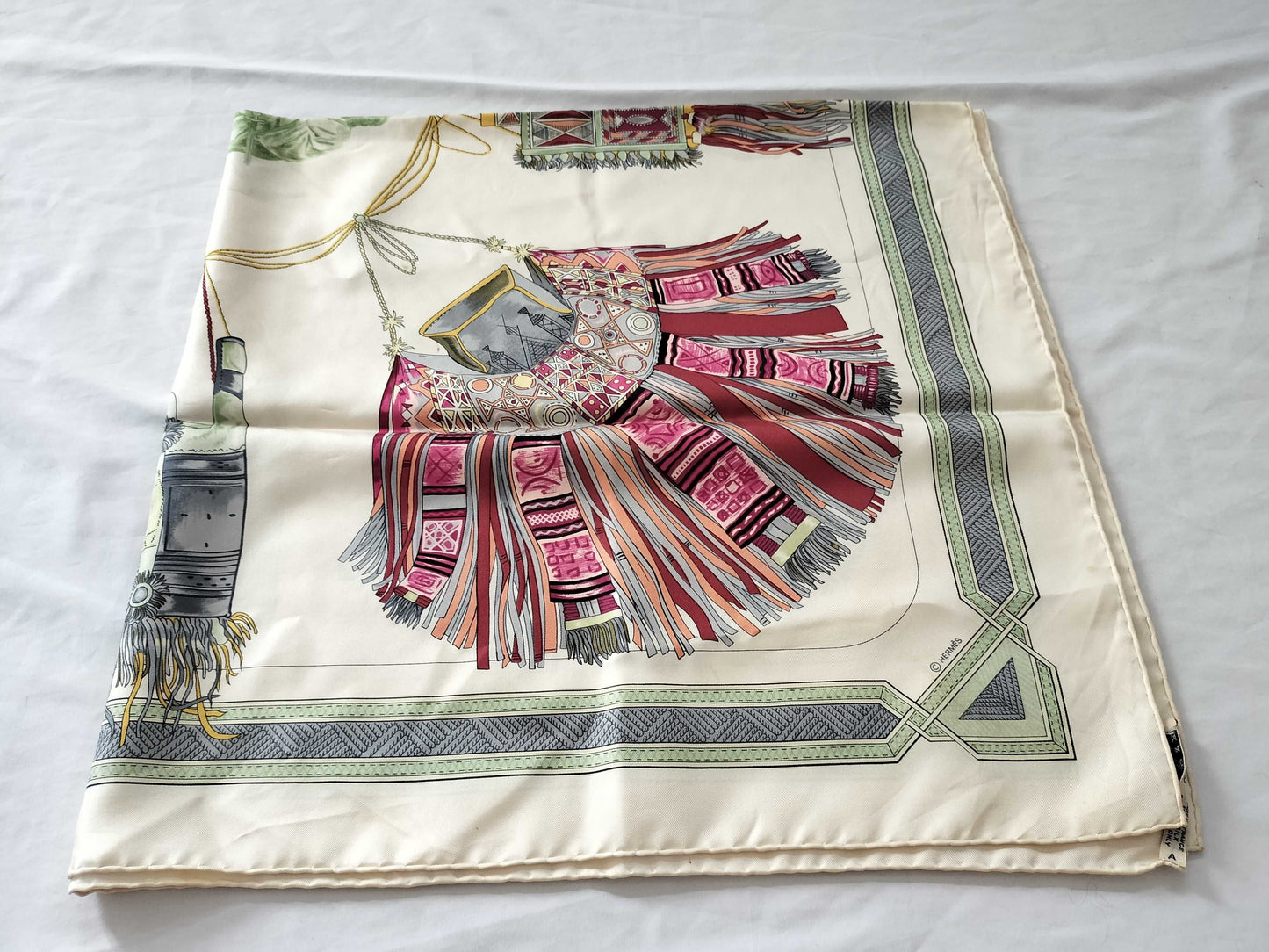 HERMES Carré euirs du desert scarf