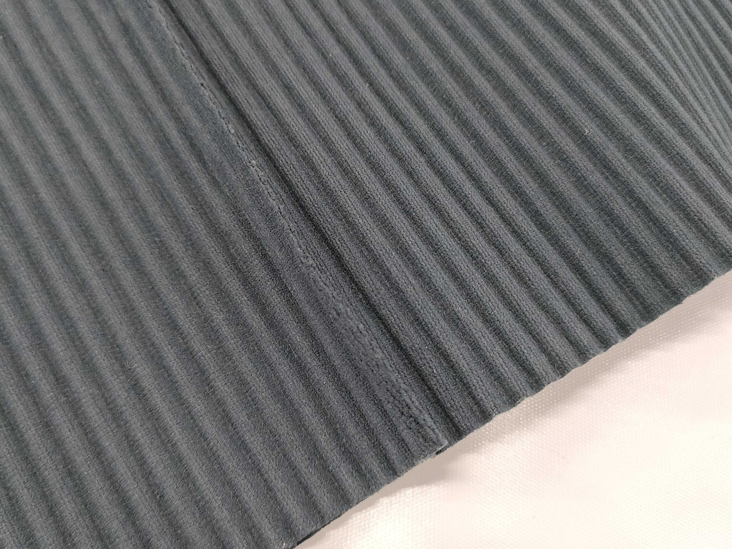 ISSEY MIYAKE Inside Pants Pants