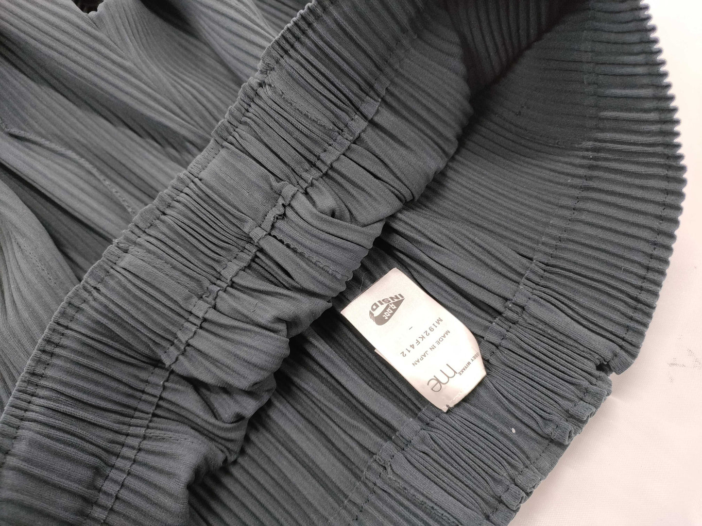ISSEY MIYAKE Inside Pants Pants