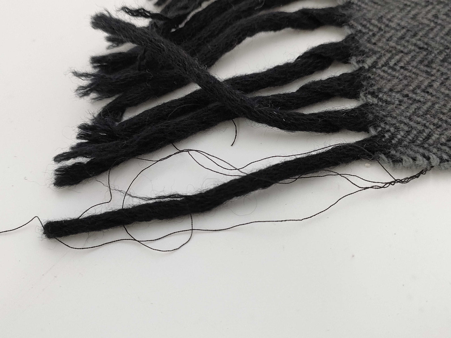 LOEWE 100% Cashmere Scarf