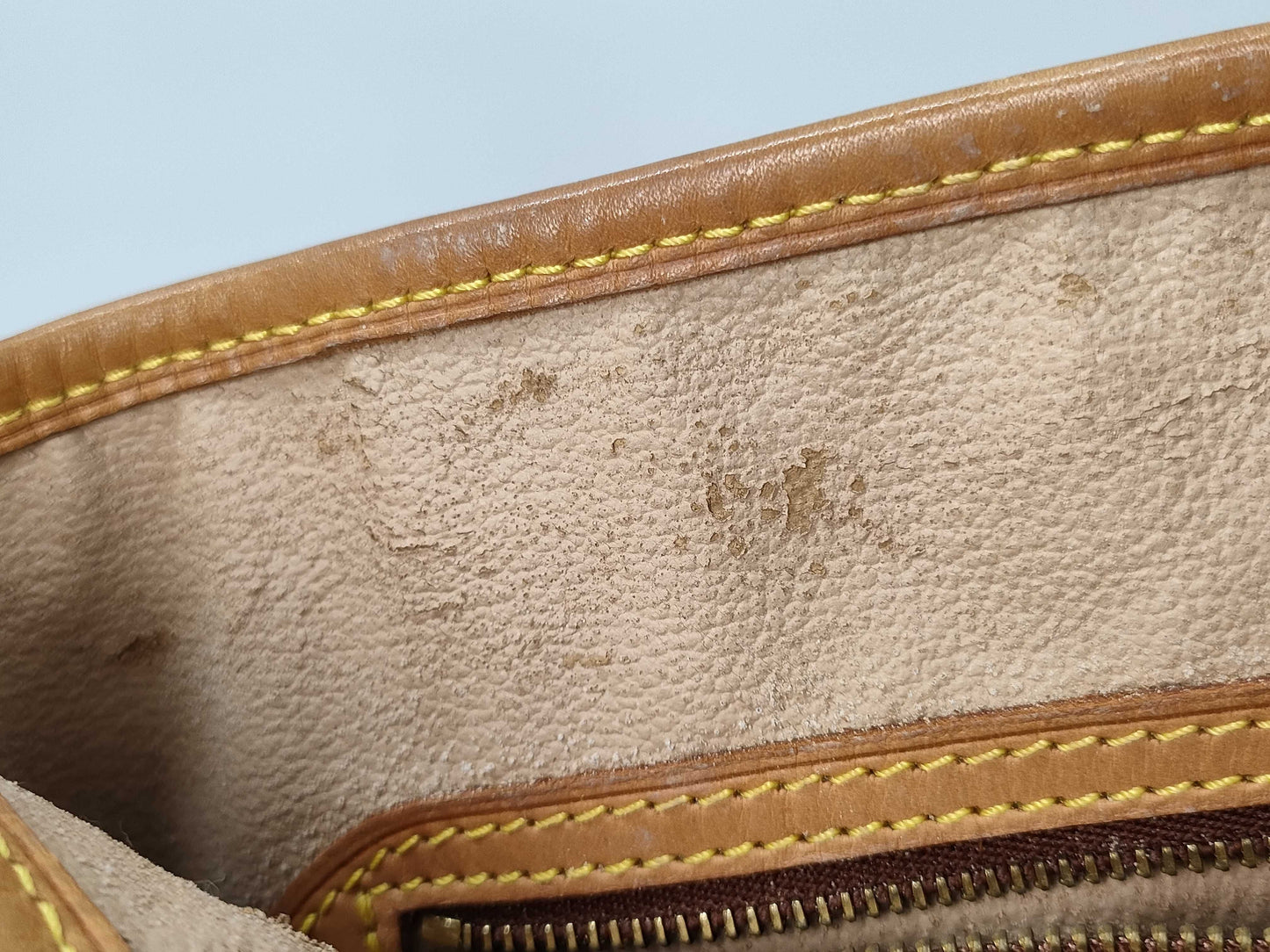 LOUIS VUITTON Monogram Bucket GM Tote Bag with Pouch