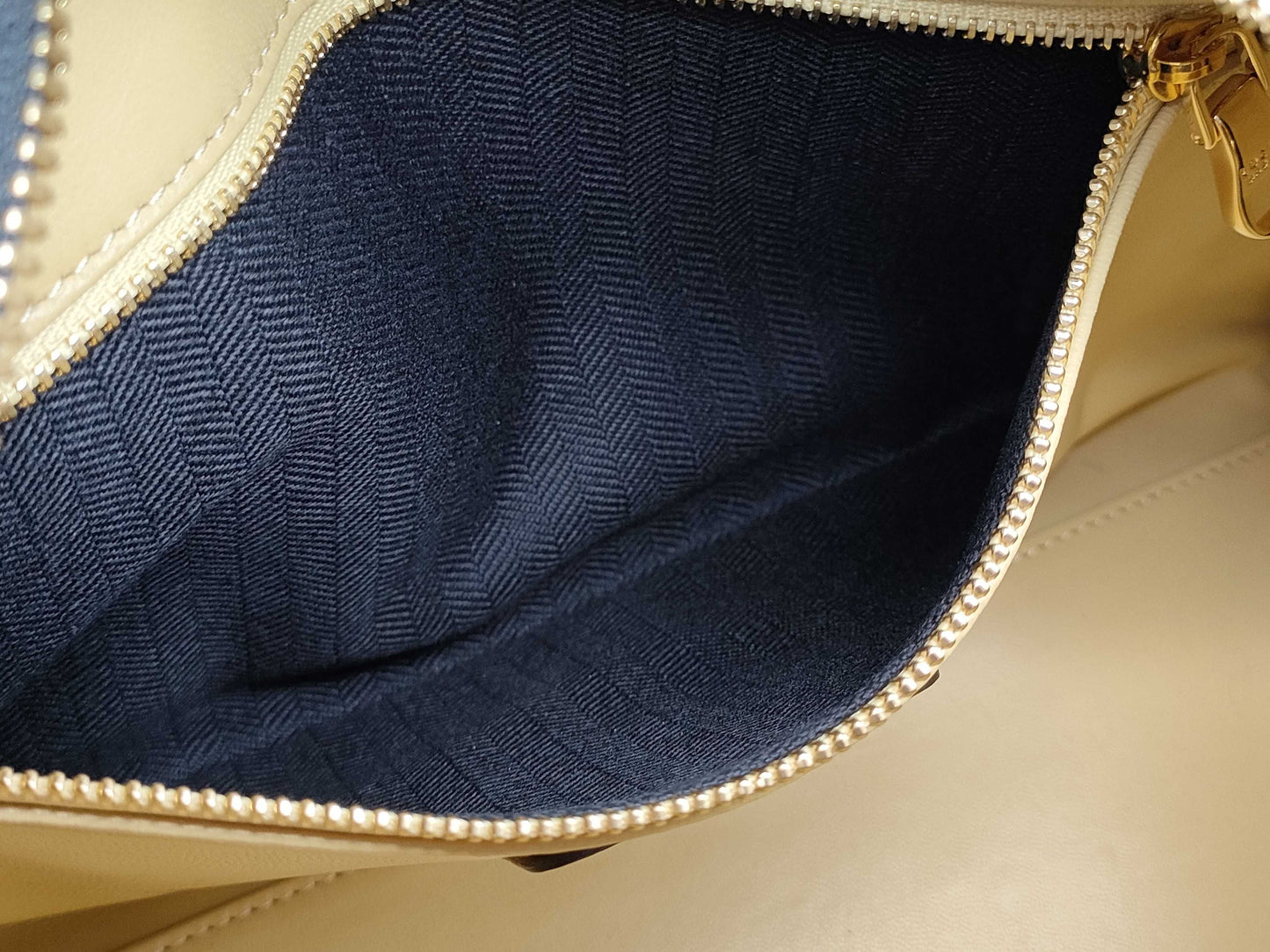 LOEWE Amazona 28 handbag