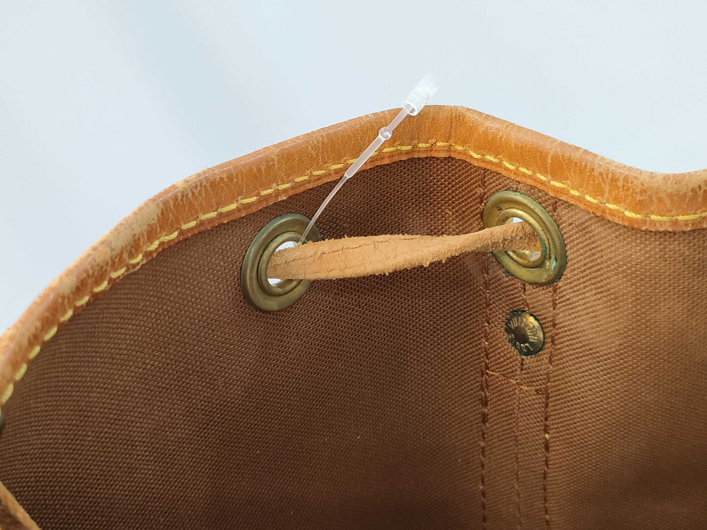 LOUIS VUITTON Monogram M42224 Noe Shoulder Bag