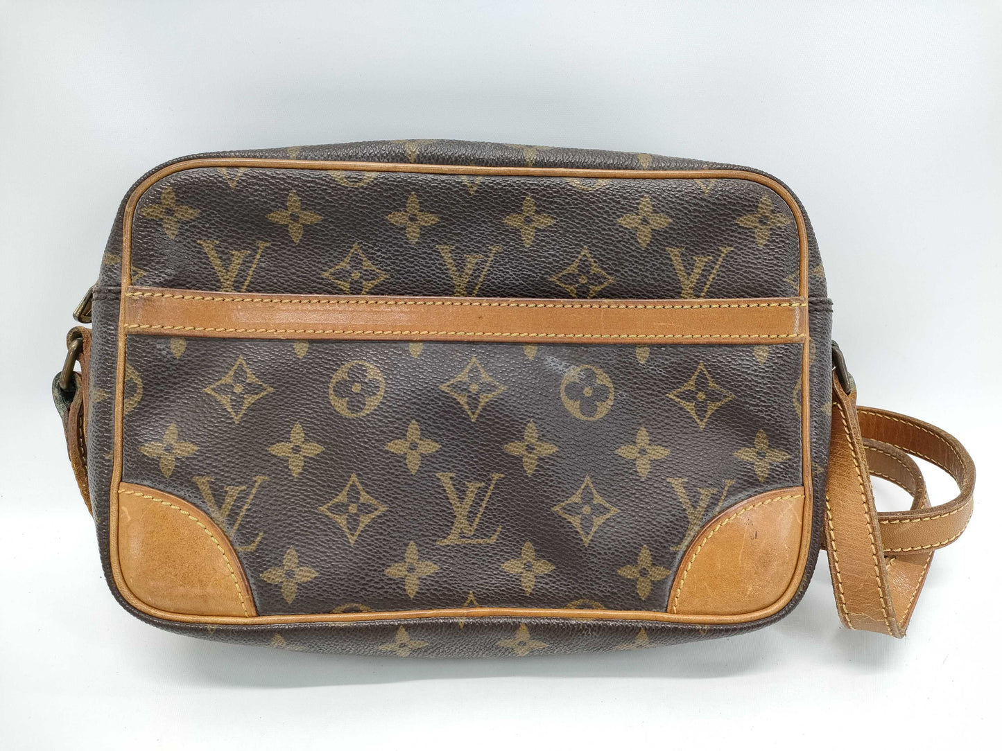 LOUIS VUITTON Monogram Trocadero PM Shoulder Bag