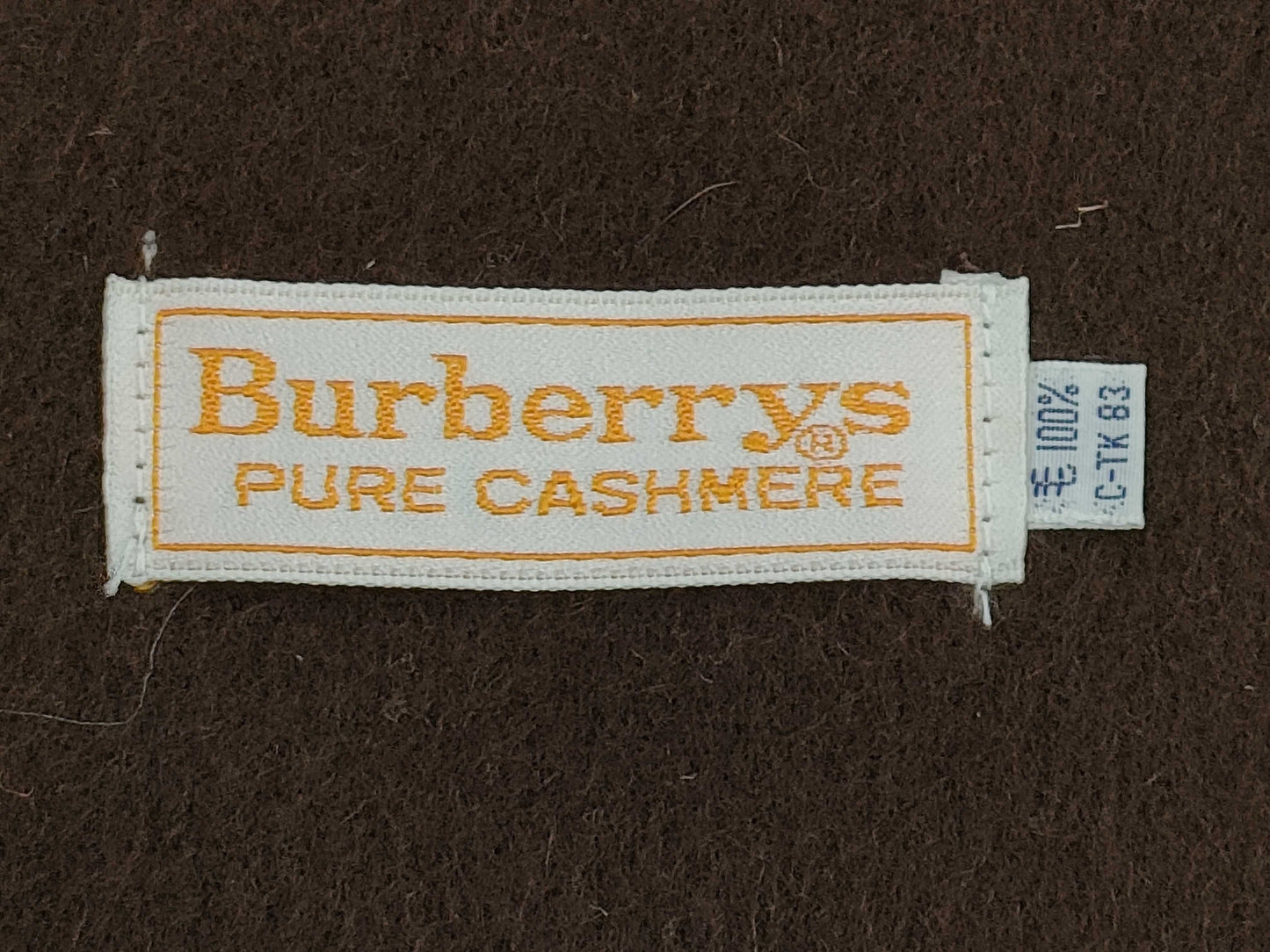 BURBERRY Cashmere Scarf