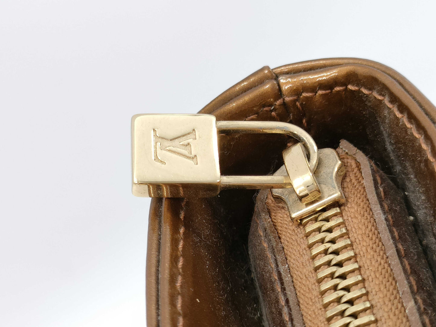 LOUIS VUITTON Vernis Houston Tote Bag